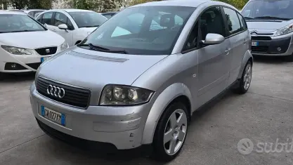 Usata Audi A2 Comfort 75 CV (55 kW) 2005 Grigio Utilitaria