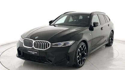 Usata BMW 320e M Sport 190 CV (139 kW) 2025 Nero Station wagon