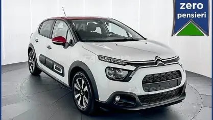 Usata Citroën C3 PureTech 83 CV (61 kW) 2023 Bianco/rosso Utilitaria