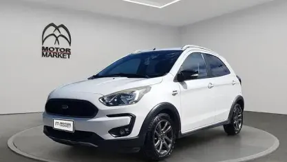 Begagnad Ford Ka Plus Ultimate 95 HK (69 kW) 2018 Vit Halvkombi