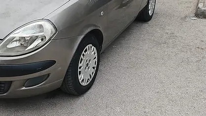 Grigio Usata 2003 Lancia Ypsilon Due volumi | 1550 €