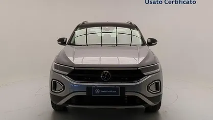 Pyrit silver met Usata 2023 VW T-Roc Life SUV | 28.500 € (Buon prezzo)