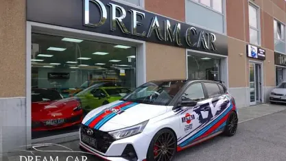 Usata Hyundai i20 N Performance 204 CV (150 kW) 2024 Bianco pastello Berlina