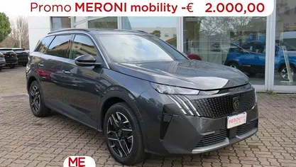 Usata Peugeot 5008 Allure 145 CV (106 kW) 2025 Grigio SUV
