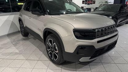 Novo Jeep Avenger Summit 110 HP (80 kW) 2025 Cinzento SUV