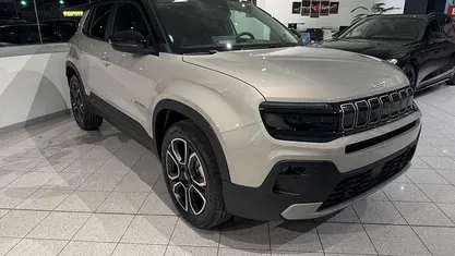 Usata Jeep Avenger Summit 110 CV (80 kW) 2025 SUV