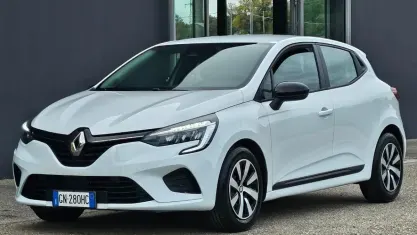 Usata Renault Clio Equilibre 91 CV (66 kW) 2023 Bianco Utilitaria