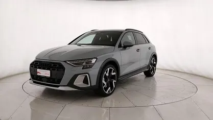 Usata 2025 Audi A3 Comfort | 43.900 € (Molto cara)