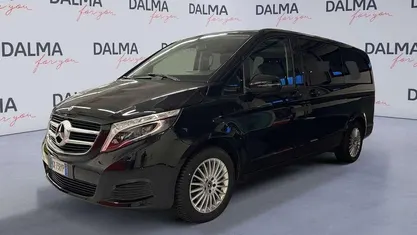 Nero Usata 2019 Mercedes V220 Executive Monovolume | 41.990 € (Buon prezzo)