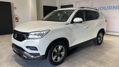 Usata Ssangyong (KGM) Rexton 181 CV (133 kW) 2019 Bianco SUV