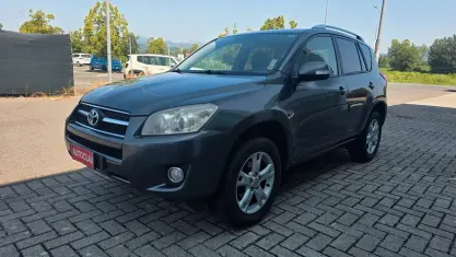 Usata Toyota RAV4 Luxury 150 CV (110 kW) 2009 Grigio SUV