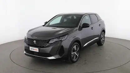 Käytetty Peugeot 3008 Allure 131 HP (96 kW) 2022 Harmaa Katumaasturi