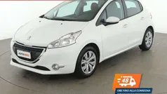 Bianco Usata 2015 Peugeot 208 Active Due volumi | 7699 € (Buon prezzo)