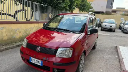 Usata Fiat Panda Easy 69 CV (50 kW) 2012 Rosso Utilitaria