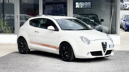 Usata Alfa Romeo MiTo 85 CV (62 kW) 2014 Beige Utilitaria