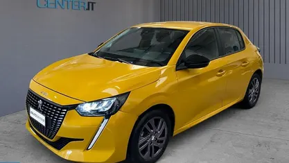 Giallo Usata 2022 Peugeot 208 Active Due volumi | 11.900 € (Buon prezzo)