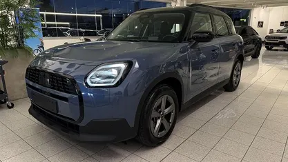 Usata Mini Countryman Classic 170 CV (125 kW) 2025 Slate blue SUV