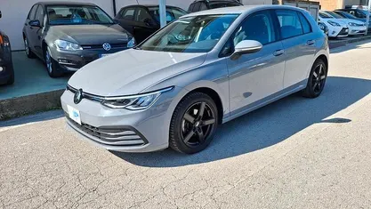 Usata VW Golf VIII 130 CV (95 kW) 2021 Berlina