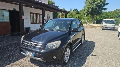 Usata Toyota RAV4 177 CV (130 kW) 2008 SUV