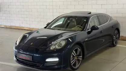 Usata Porsche Panamera 400 CV (294 kW) 2010 Bluazzurro Utilitaria