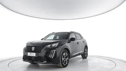 Usata Peugeot 2008 Allure 101 CV (74 kW) 2025 SUV