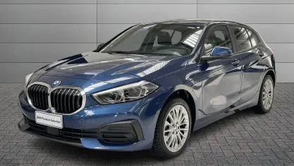 Käytetty BMW 116 Advantage 116 HP (85 kW) 2022 Sininen Viistoperä