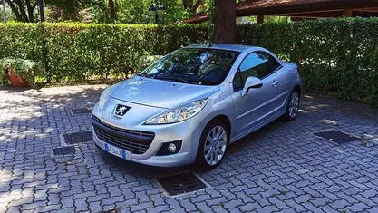 Usata Peugeot 207 CC 120 CV (88 kW) 2010 Cabrio