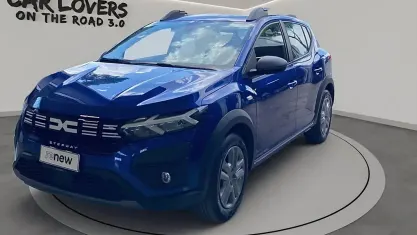 Usata Dacia Sandero Comfort 101 CV (74 kW) 2023 Blu iron Utilitaria