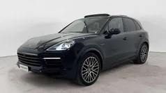 Usata 2023 Porsche Cayenne SUV | 77.900 € (Super prezzo)