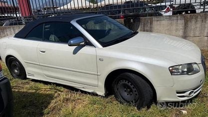 Usata Audi A4 Cabriolet 140 CV (102 kW) 2006 Bianco Cabrio