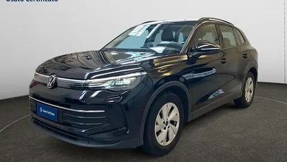 Gebraucht VW Tiguan Life 150 PS (110 kW) 2024 Schwarz SUV