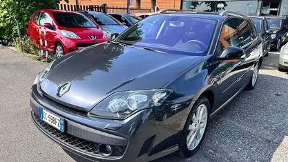 Usata Renault Laguna III 150 CV (110 kW) 2010 Grigio Station wagon