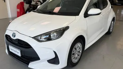 Usata Toyota Yaris Hybrid Business Edition 92 CV (67 kW) 2022 Berlina
