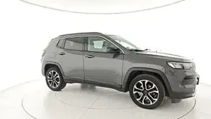 Usata Jeep Compass Summit 131 CV (96 kW) 2025 Bianco SUV