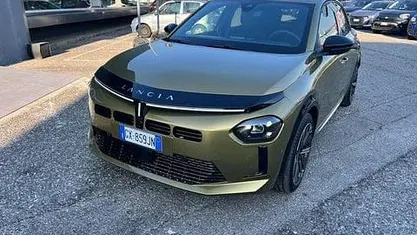 Usata Lancia Ypsilon 101 CV (74 kW) 2024 Oro Utilitaria