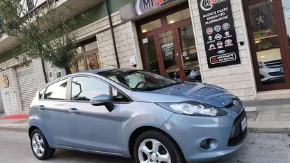 Blu Usata 2009 Ford Fiesta Due volumi | 3490 € (Buon prezzo)