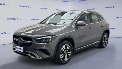 Usado Mercedes GLA200 Advanced 150 CV (110 kW) 2023 Gris SUV
