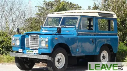 Occasion Land Rover 88 60 ch (44 kW) 1982 Bleue SUV