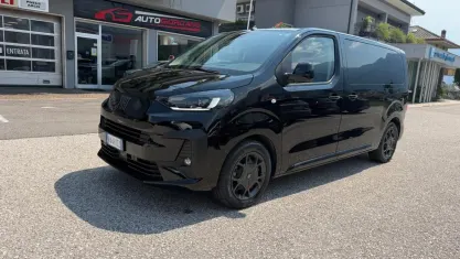 Usata Fiat Ulysse 130 kW (177 CV) 2025 Nero Monovolume