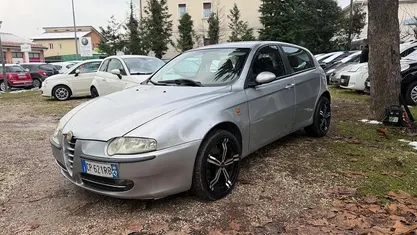 Usata Alfa Romeo 147 Distinctive 116 CV (85 kW) 2004 Utilitaria