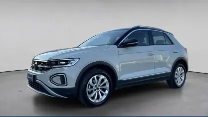 Usata VW T-Roc Style 110 CV (80 kW) 2022 Nero / pastello SUV