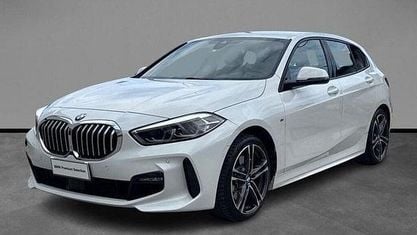 Usata BMW 120 M Sport 190 CV (139 kW) 2022 Alpin white pastello Utilitaria