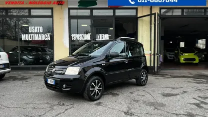 Usata Fiat Panda 4x4 Climbing 69 CV (50 kW) 2012 Nero Utilitaria