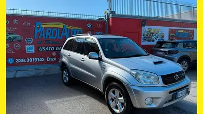 Usata Toyota RAV4 Sol 116 CV (85 kW) 2005 SUV