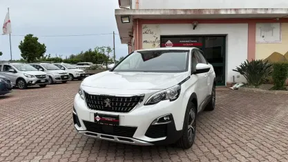 Gebraucht Peugeot 3008 Allure 131 PS (96 kW) 2020 Weiß SUV