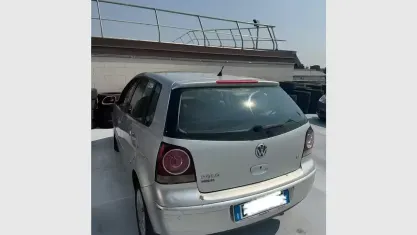 Usata VW Polo Comfortline 80 CV (58 kW) 2006 Grigio Utilitaria