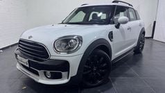 Light white Usata 2019 Mini One D Countryman SUV | 20.900 € (Buon prezzo)