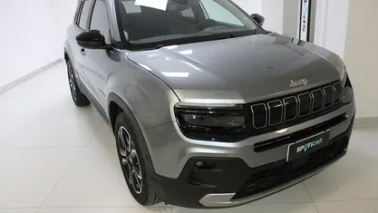 Usata Jeep Avenger Summit 101 CV (74 kW) 2025 SUV