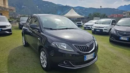 Usata 2021 Lancia Ypsilon Gold Due volumi | 11.990 € (Buon prezzo)