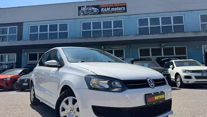 Bianco Usata 2012 VW Polo Trendline Tre volumi | 6290 € (Buon prezzo)